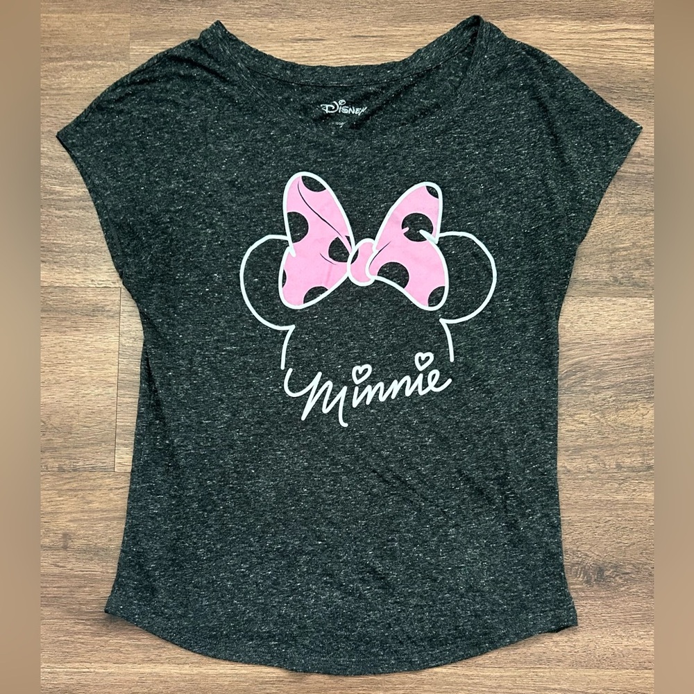Disney V-neck Minnie bow T-shirt. Women's size small.